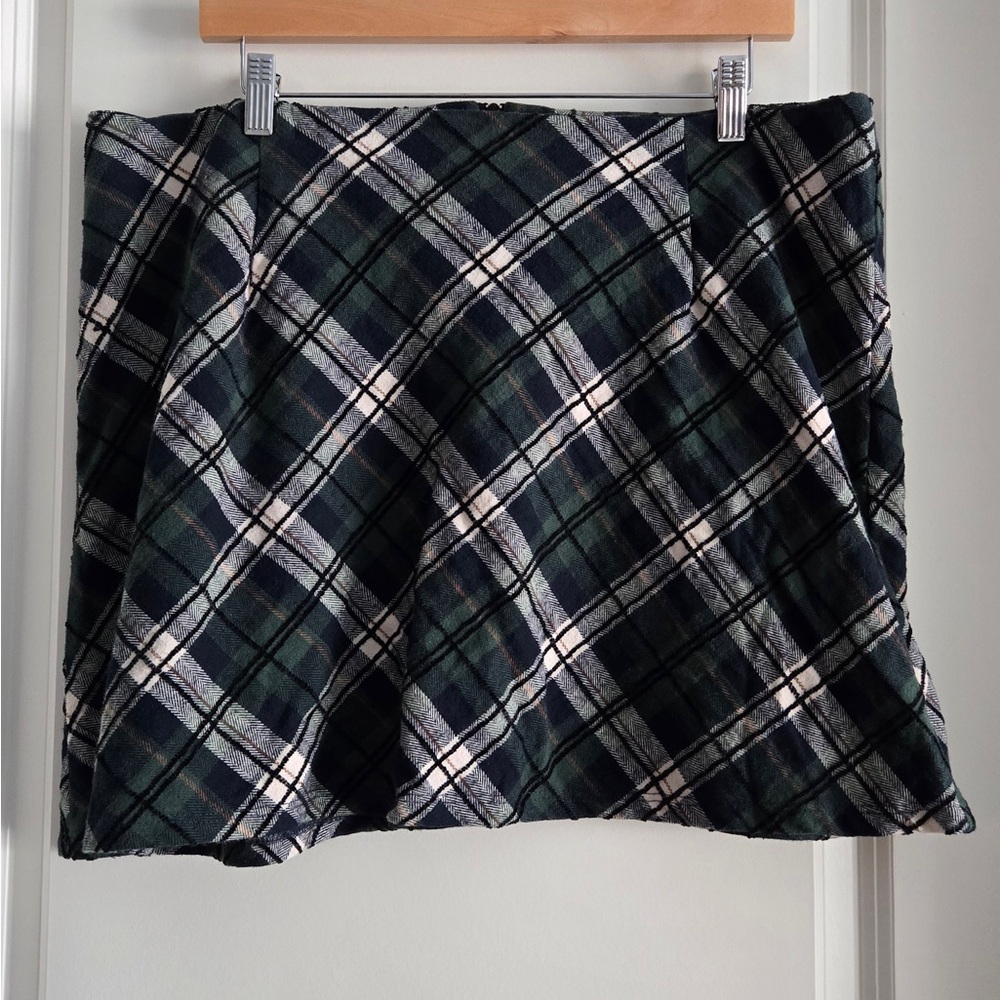 ARULA Black and Green Plaid Skirt